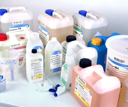 Čisticí a dezinfekční prostředky Dr. Weigert